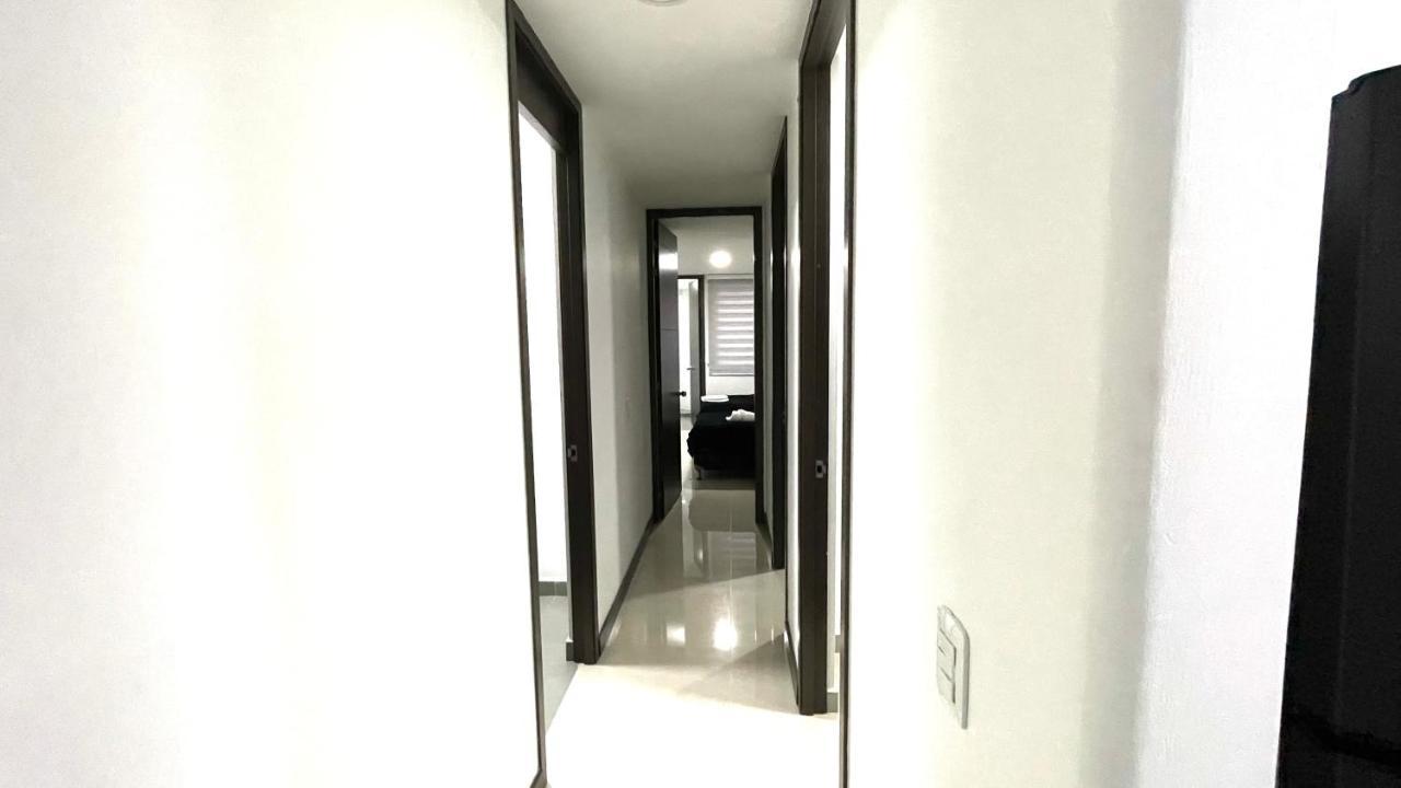 Apartahotel Moderno En Conquistadores, Excelente Ubicacion *